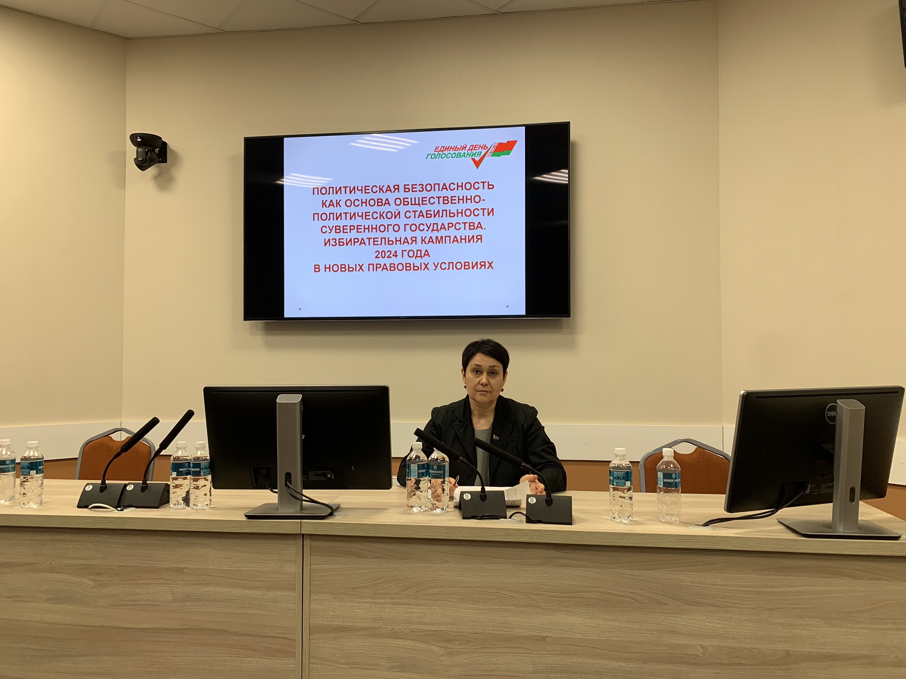 IMG f3d582150530bf09e95d8ed80d11c4f7 V